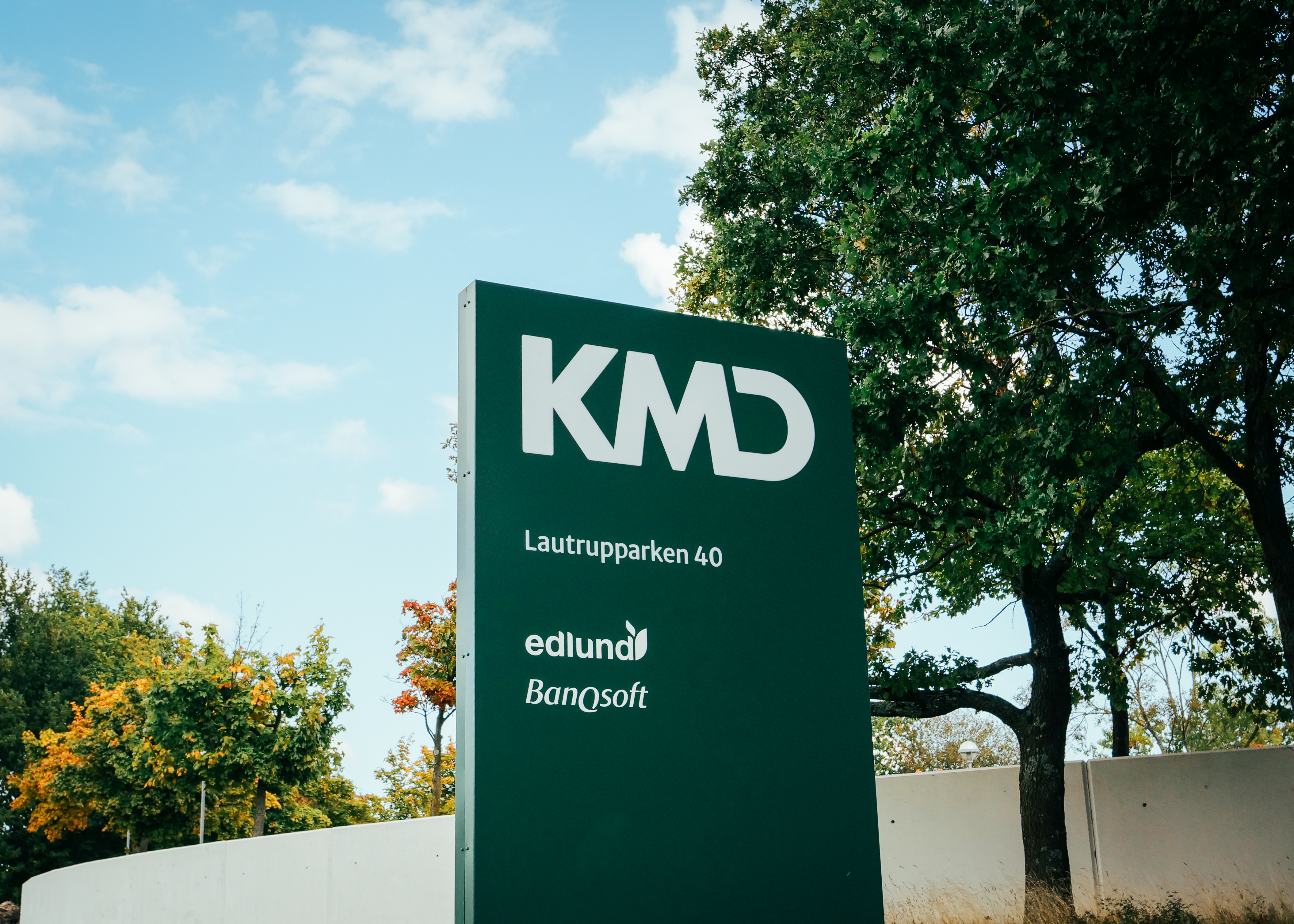 Pressemateriale – Pressefotos, ledelsesportrætter og logoer | KMD